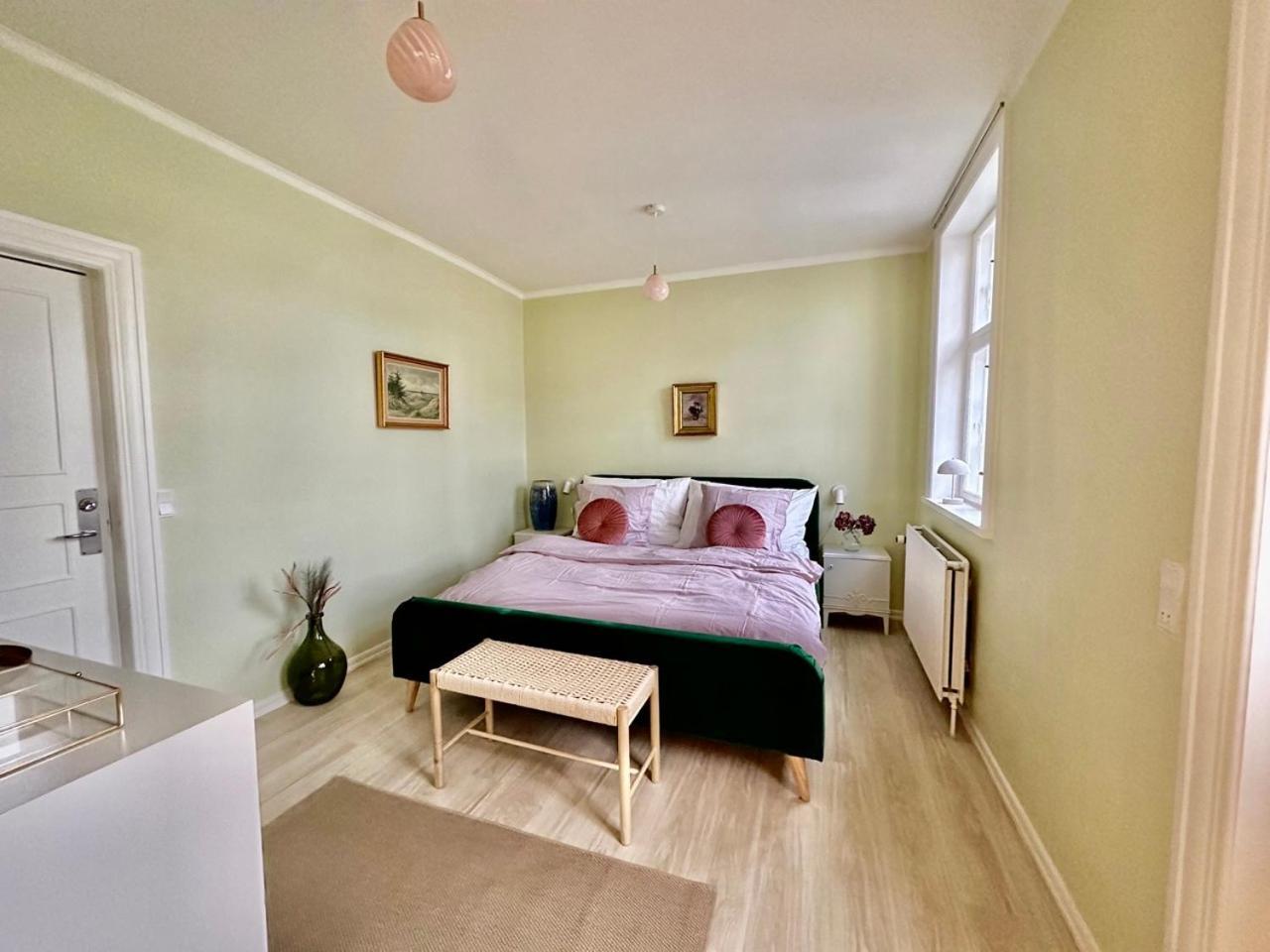 Hirtshals Gamle Station Bed & Breakfast Ngoại thất bức ảnh